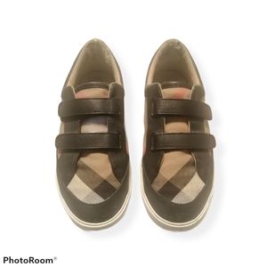 Burberry Sneakers